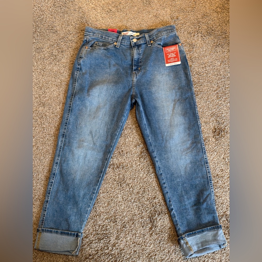 Levi's signature vintage mid-rise boyfriend NWT Jeans size 6